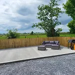 Peaceful Farm Cottage In Menlough Near Mountbellew, Ballinasloe, Athlone & Galway