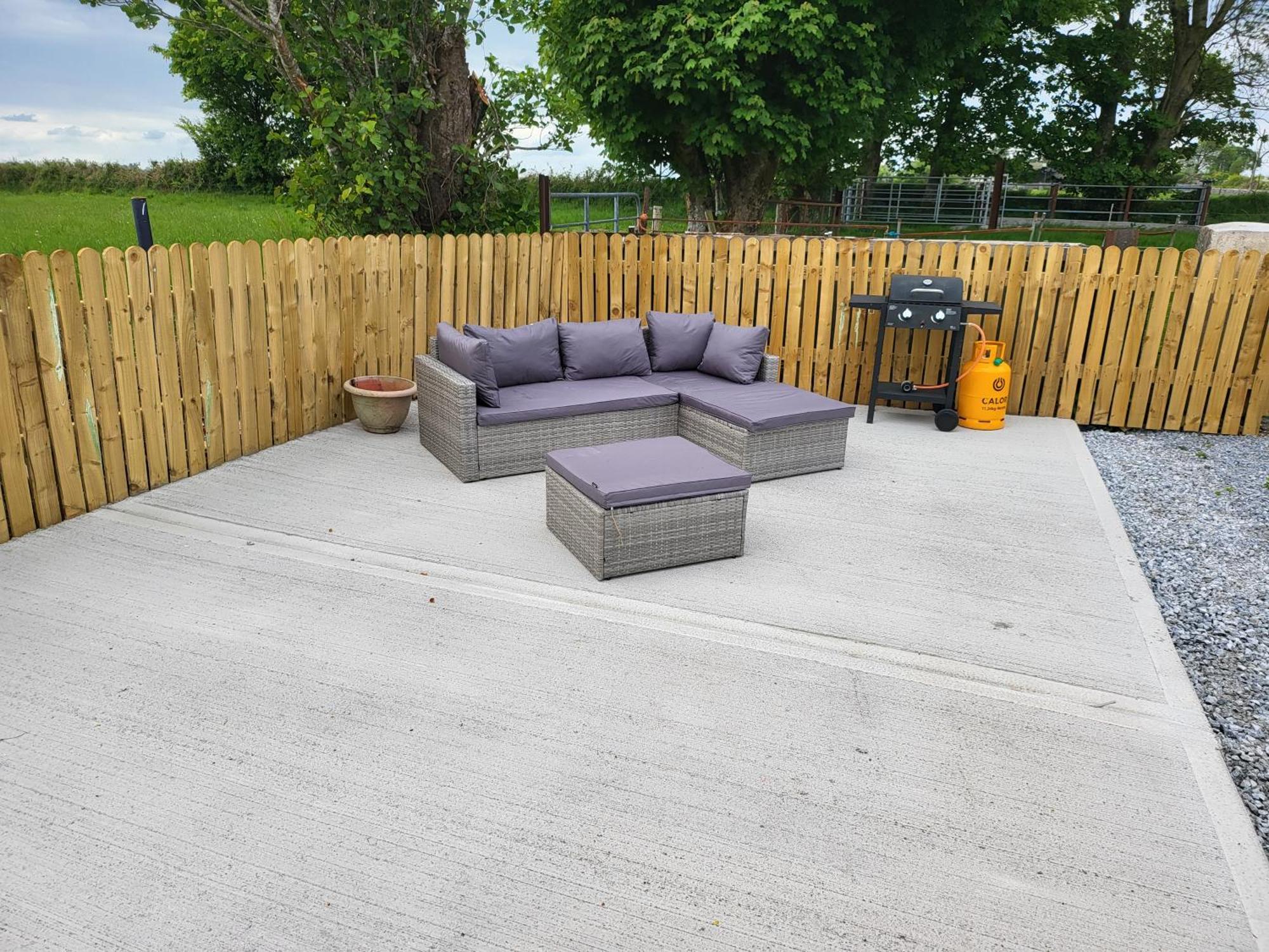 Holiday home Peaceful Farm In Menlough Near Mountbellew, Ballinasloe, Athlone & Galway